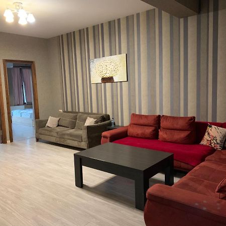 Lilika Apartments On Meskhishvili Tbilisi Esterno foto